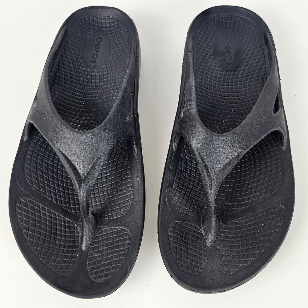 Shoes Oofos black classic flip flops Men's 9 W11 VGUC